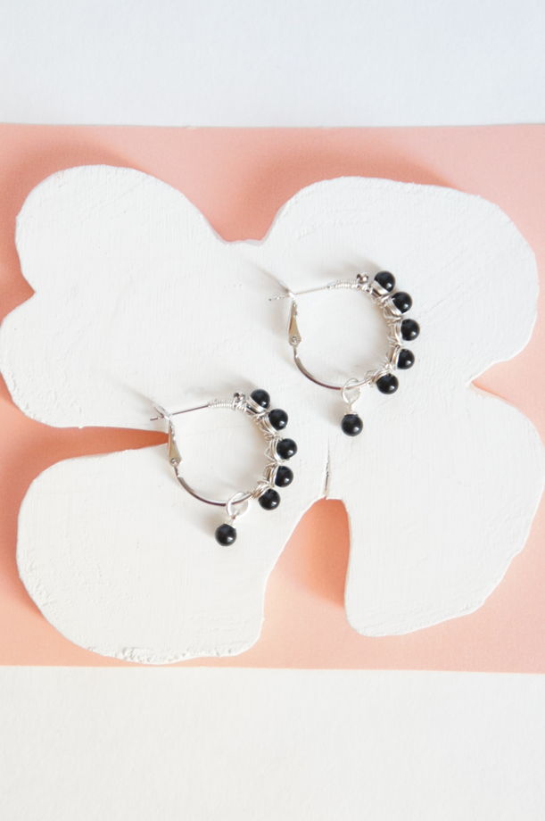 Серьги кольца конго плетеные черный оникс черный турмалин шерл