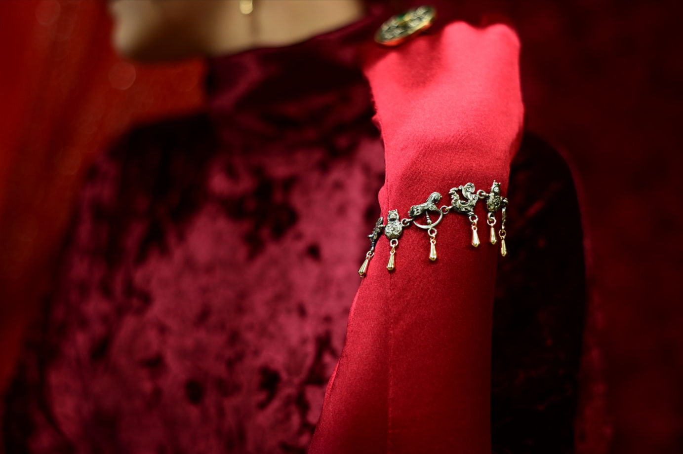 Браслет "Любимые игрушки моей бабушки"