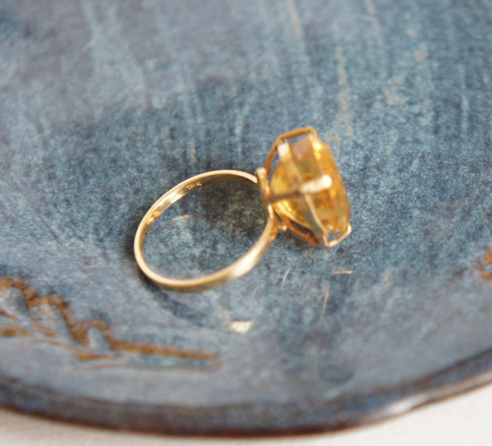Кольцо золото желтый топаз Бразилия винтаж