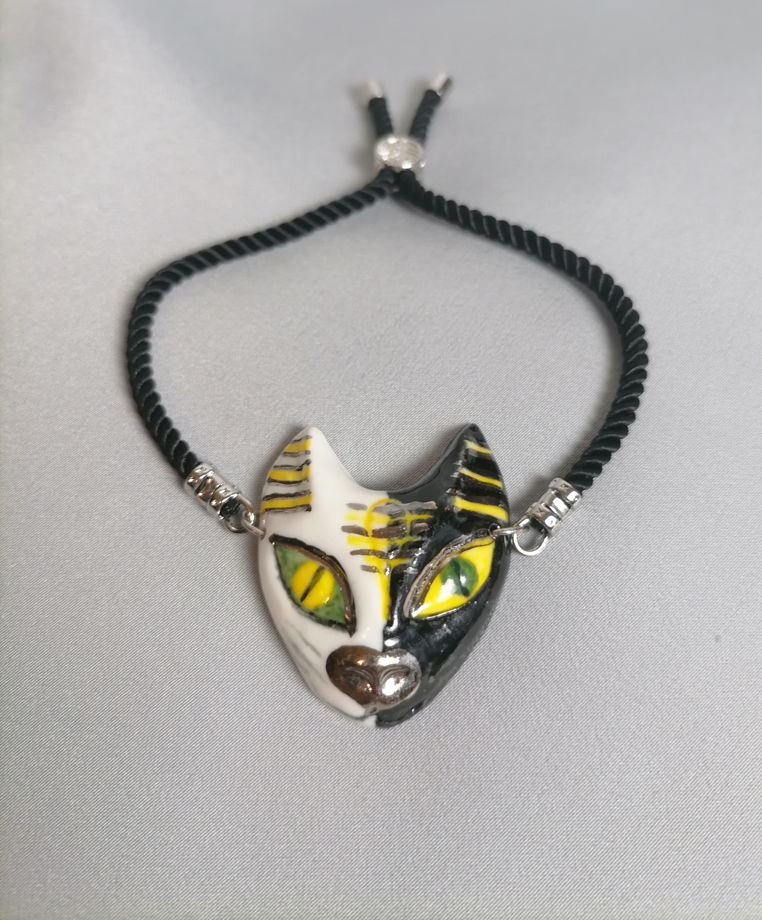 Браслет Bastet (Бастет) на шнурке со стопером (фарфор+золото/платина)