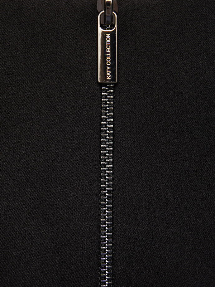 Жилет приталенный на молнии, черный