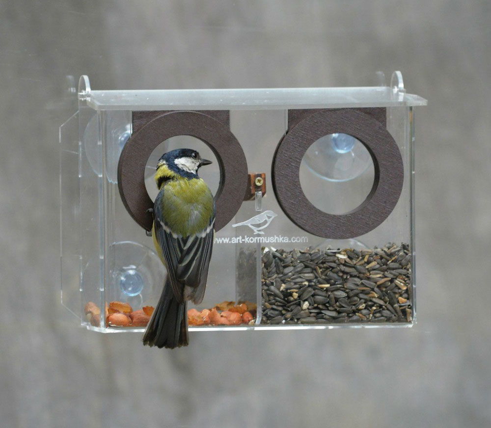 Кормушка для птиц за окно на присосках, наблюдаем птиц Бинокль в магазине  «Арт-кормушка» на Ламбада-маркете