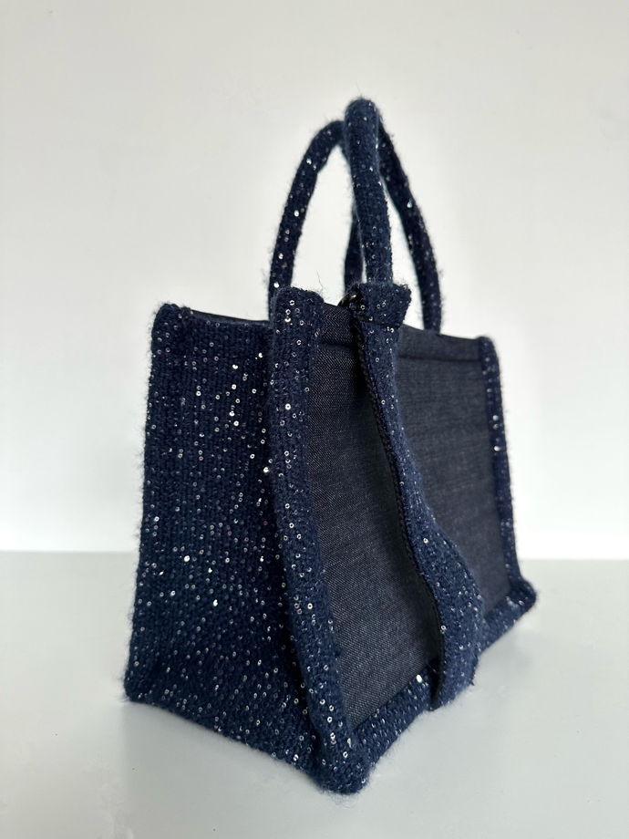 Женская темно-синяя сумка тоут из твида ручной работы с пайетками.