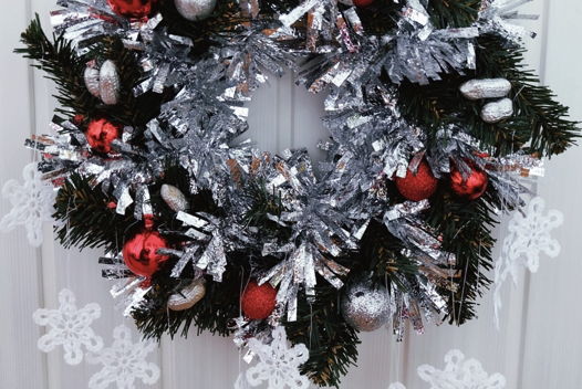 15 снежинок в коробке (гирлянда новогодняя)