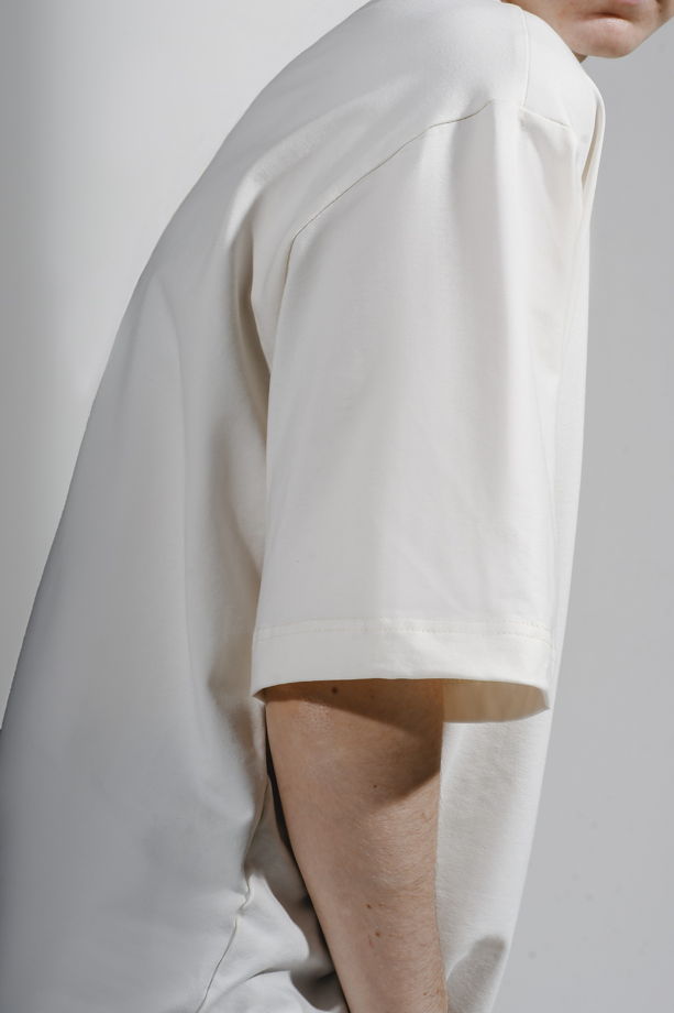 Объемная футболка OVERSIZED T-SHIRT in white