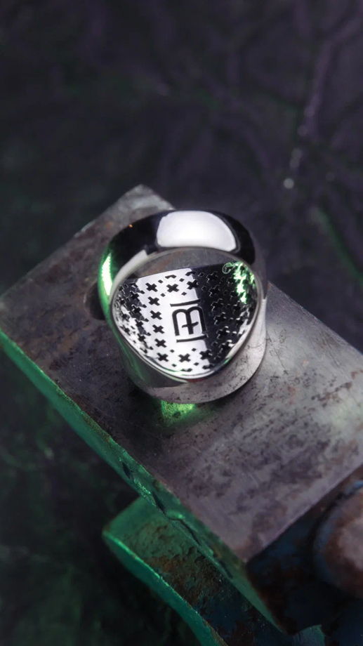 Серебряное кольцо Totem New