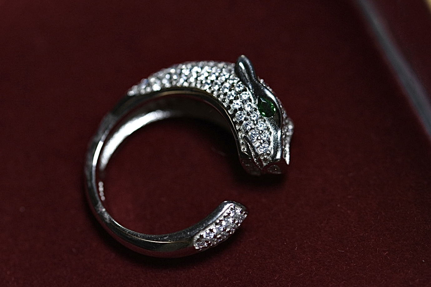Кольцо «Пантера» из серебра