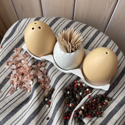 Набор для специй из керамики "Eggs", 3 предмета
