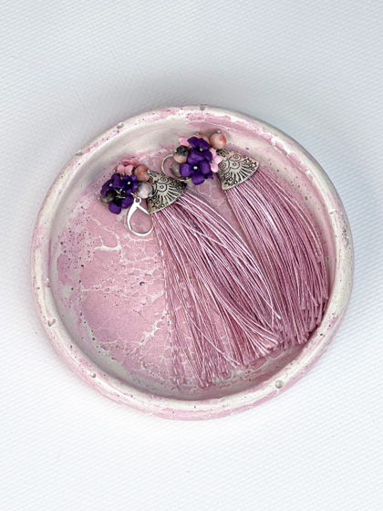 Декоративная тарелка из бетона розовая