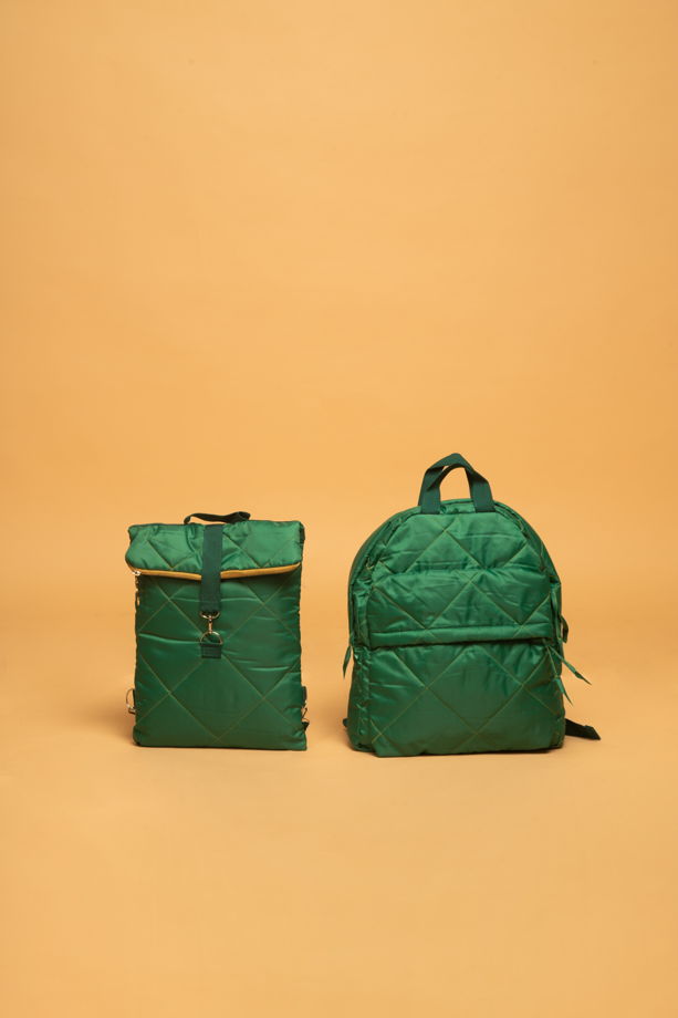 Зеленый стеганый рюкзак-сумка с ручкой и желтой молнии ручной работы