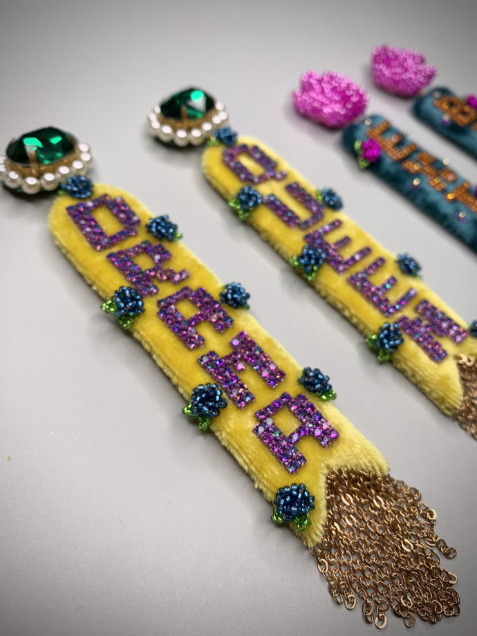 Серьги из бархата Флажки