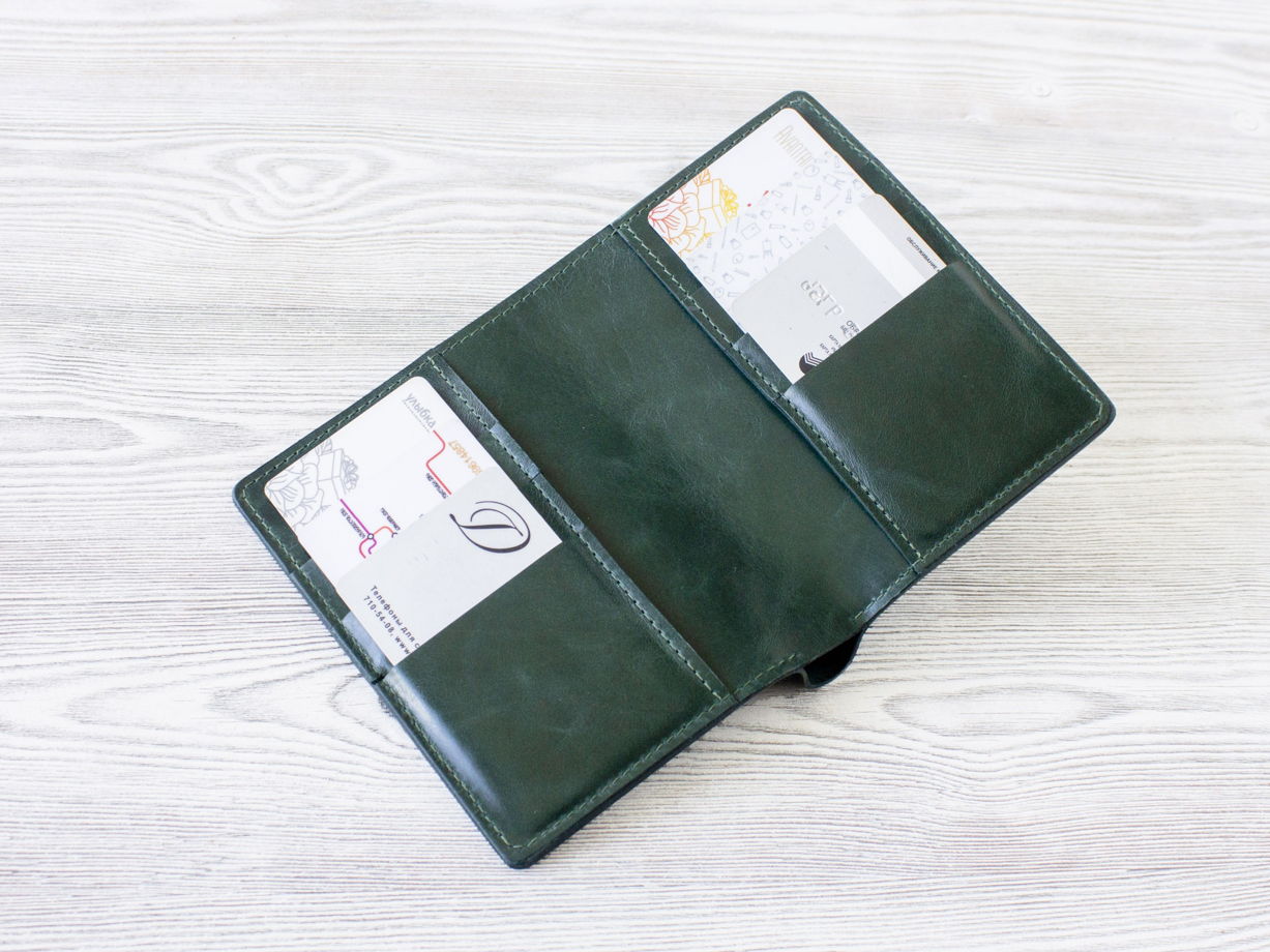 Портмоне из натуральной кожи для прав, СТС, банкнот, пластиковых карт, паспорта, страховки. VIRKUNEN