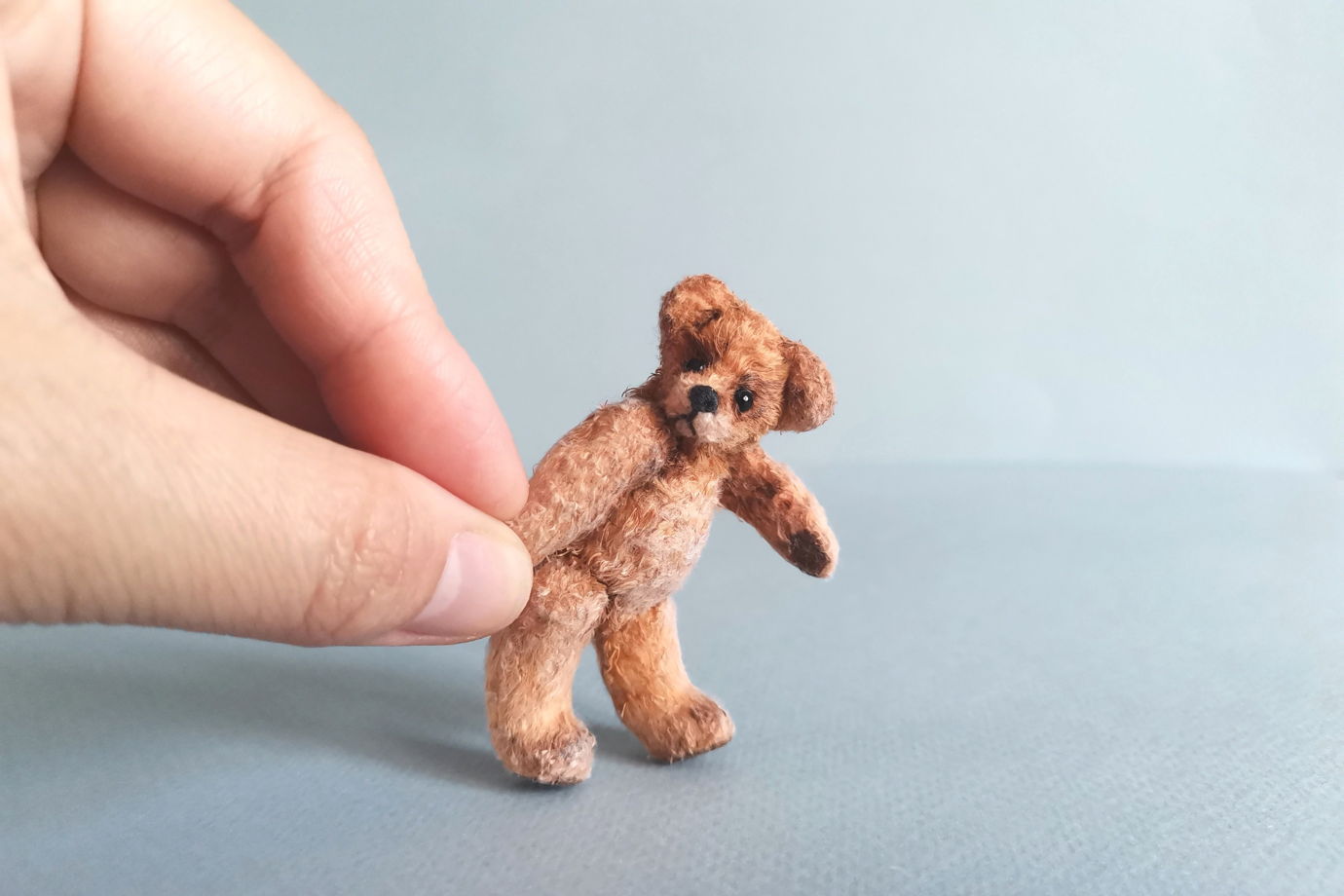 Миниатюрный мишка интерьерная игрушка Тедди 6.5 см