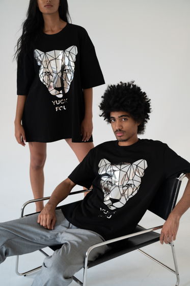 Черная oversize футболка из 100% хлопка с зеркальным принтом льва