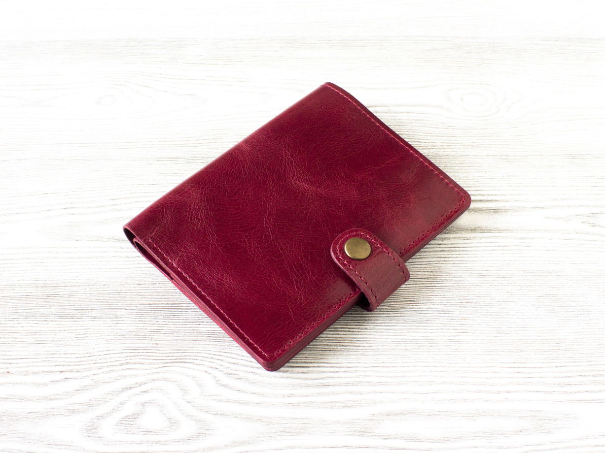 Портмоне из натуральной кожи для прав, СТС, банкнот, пластиковых карт, паспорта, страховки. VIRKUNEN