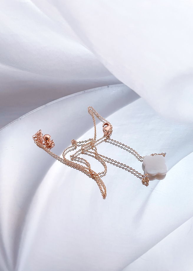 Счастливый перламутровый клевер