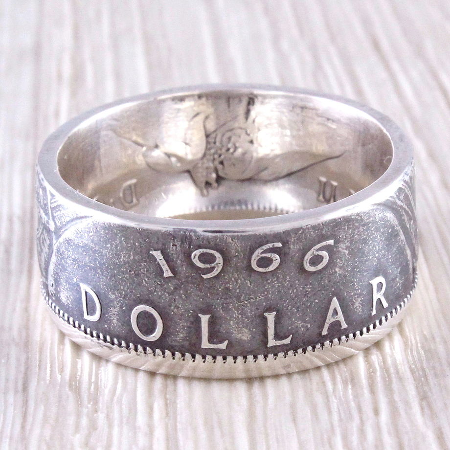 Серебряное кольцо из монеты (Канада) 1$, Лодка