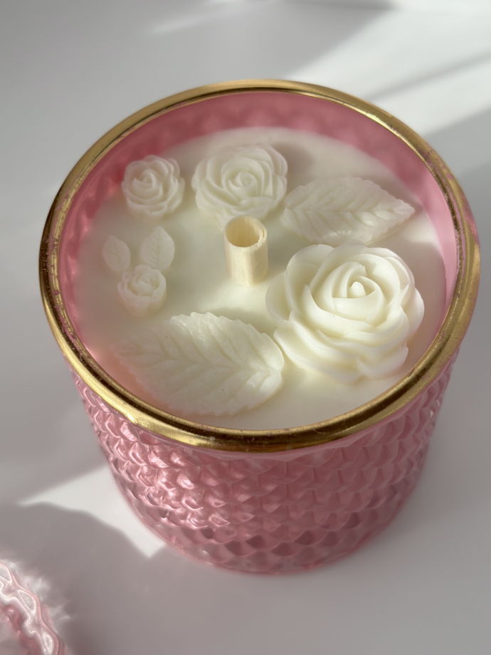 Ароматическая свеча «Богемская роза»