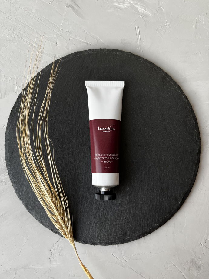 крем для нормальной и чувствительной кожи - в е с н а -