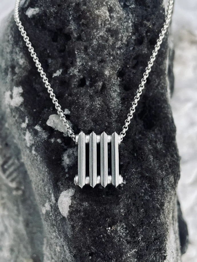 Подвеска "Батарея" из серебра