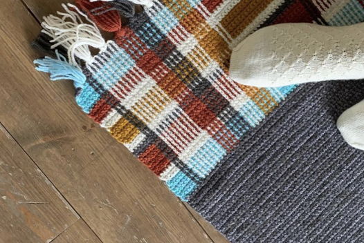 Ковер ручной работы в клетку