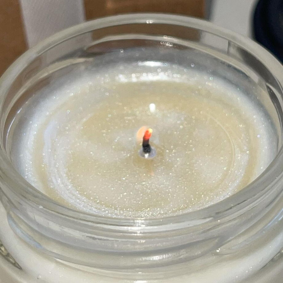Ароматическая соевая свеча с блёстками 100 мл