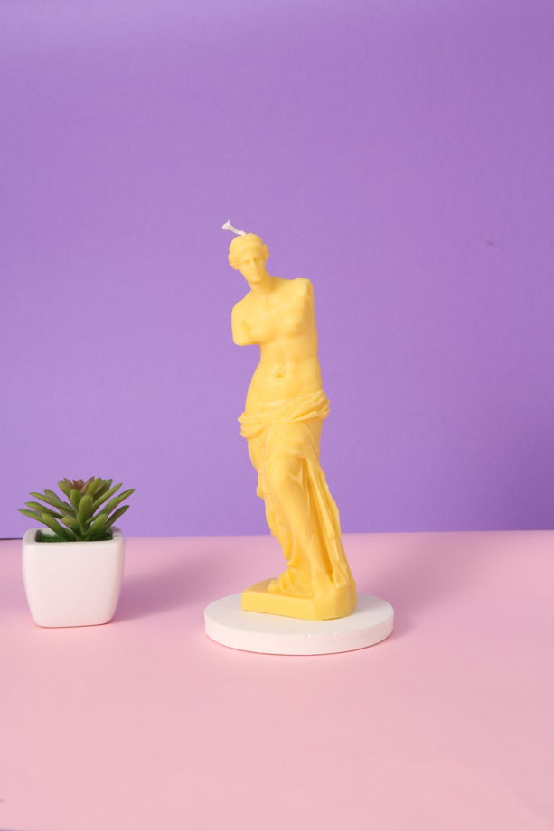 Свеча "Венера Милосская" Цветная