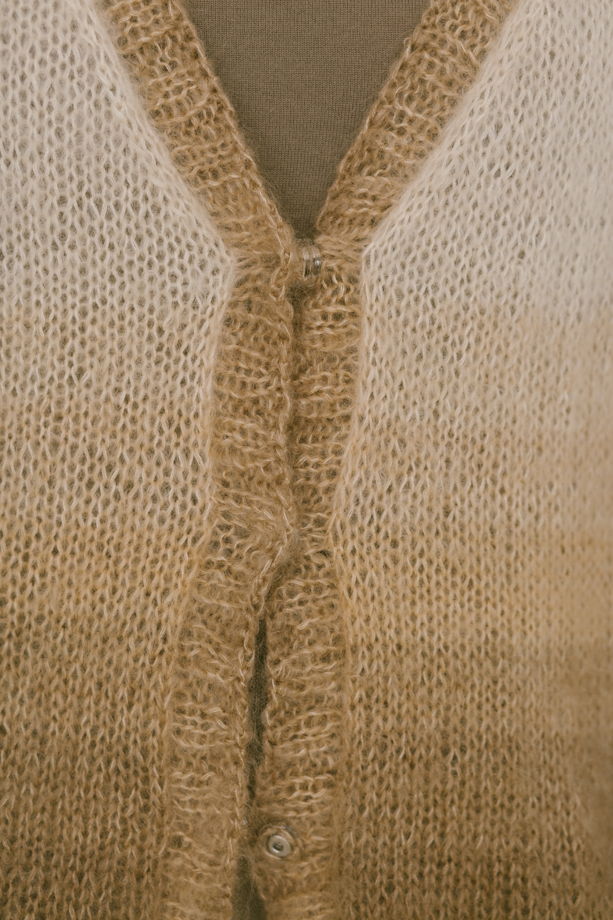 Женский кардиган с переходом цвета из мохера и шелка, связан вручную