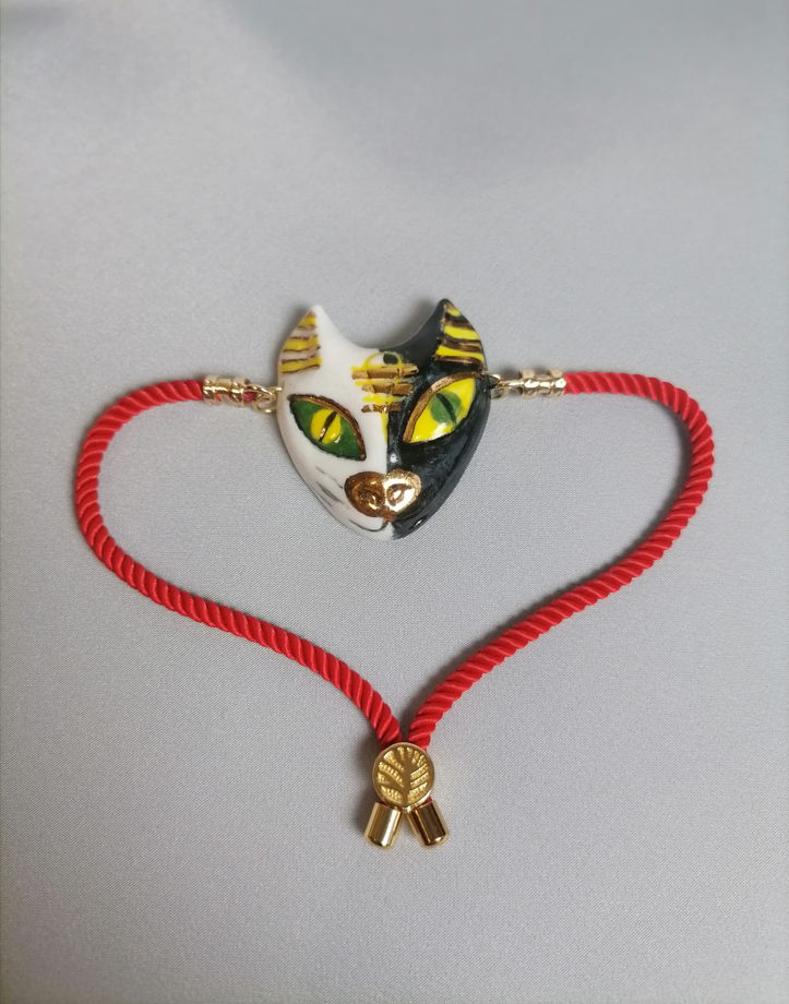 Браслет Bastet (Бастет) на шнурке со стопером (фарфор+золото/платина)