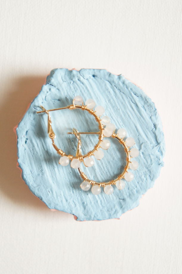 Серьги кольца конго плетеные wire wrapped натуральный розовый кварц
