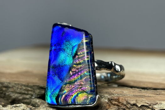 Серьги HVOYA из дихроичного стекла