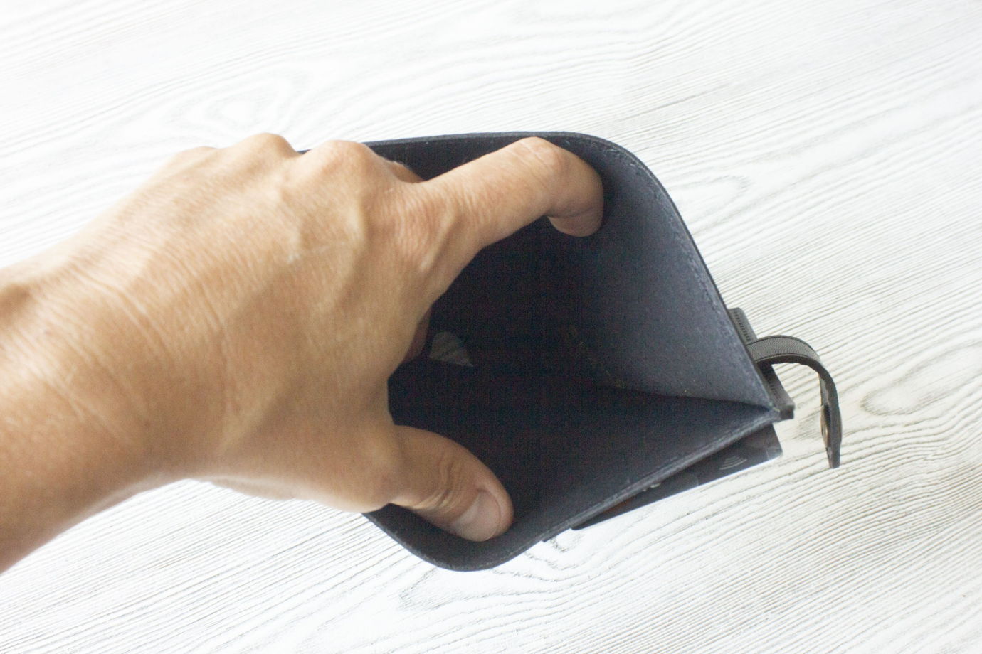 Портмоне из натуральной кожи для прав, СТС, банкнот, пластиковых карт, паспорта, страховки. VIRKUNEN