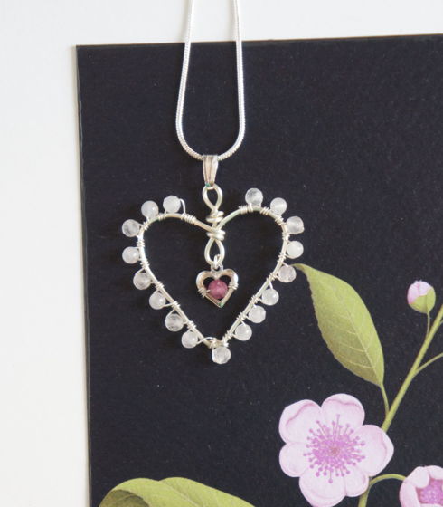 Кулон серебряный сердце в сердце плетеный из проволоки wire wrapped розовый кварц рубин