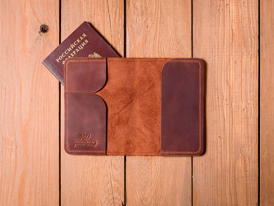 Обложка на паспорт -GUARD- натуральная кожа цвет Коньяк
