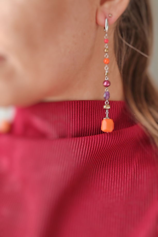 Длинные серьги с кораллом, аметистом и жемчугом