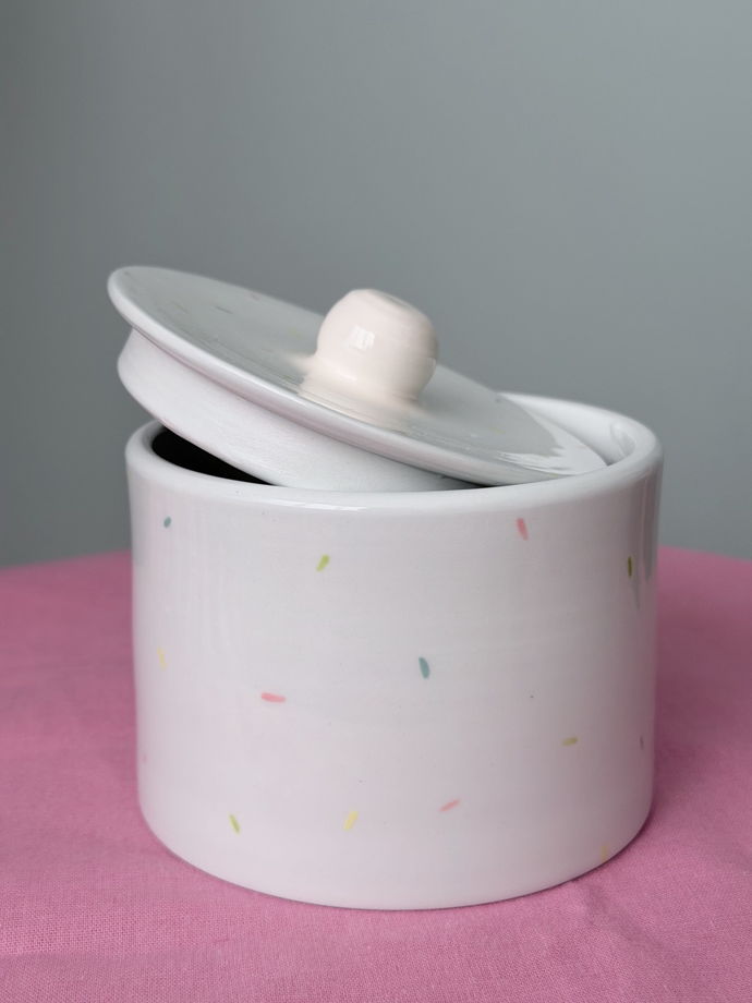 Банка нежно-голубая ручной работы "Леденцы"