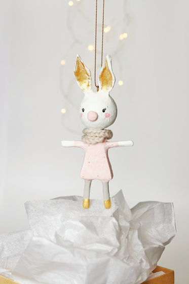 Авторская елочная игрушка кролик "в розовом", подвеска