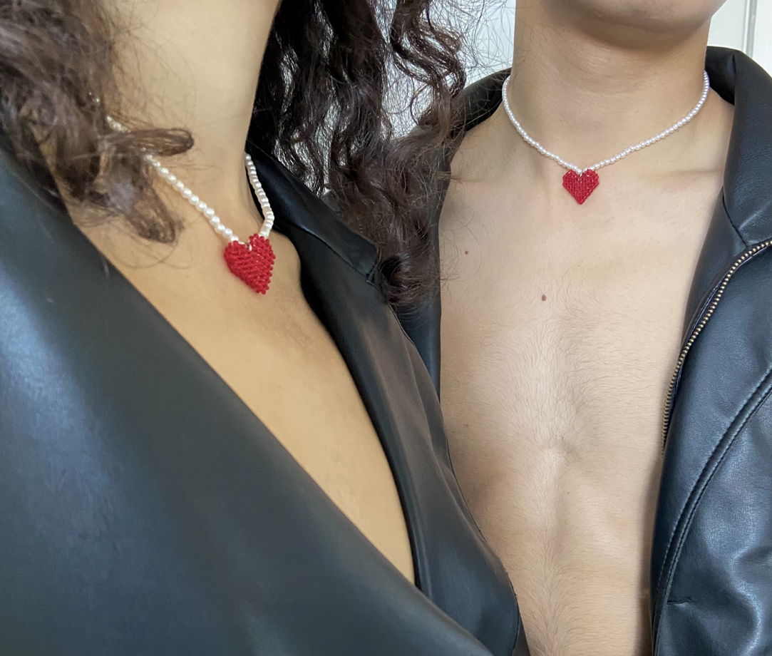LOVERS ONLY necklace/парные притягивающиеся кулоны