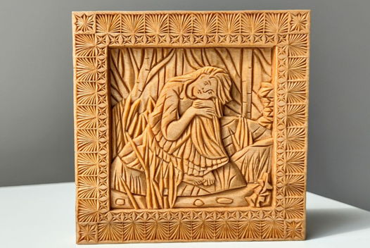 Резная картина - "Аленушка" (Виктор Васнецов)