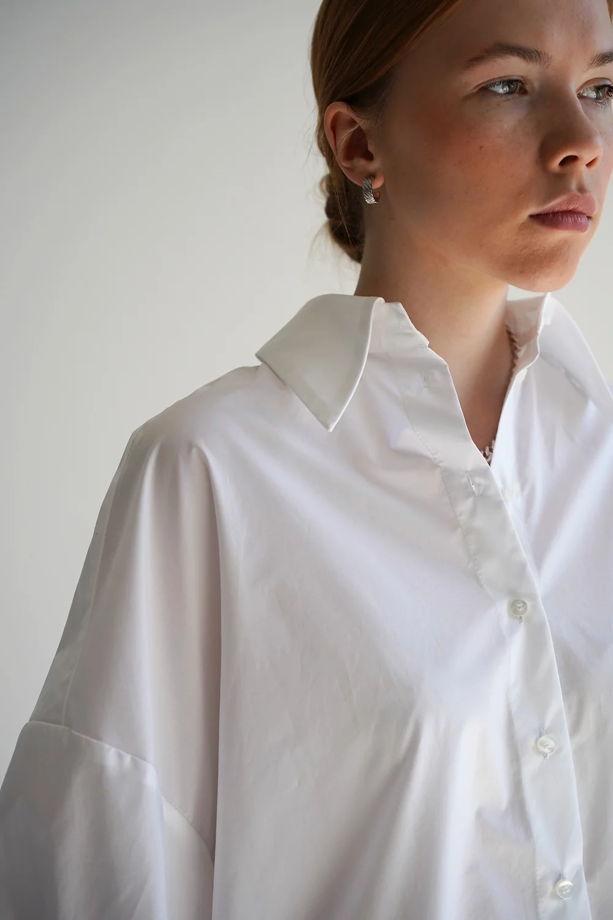 Белая удлиненная рубашка оверсайз XS/S и M/L