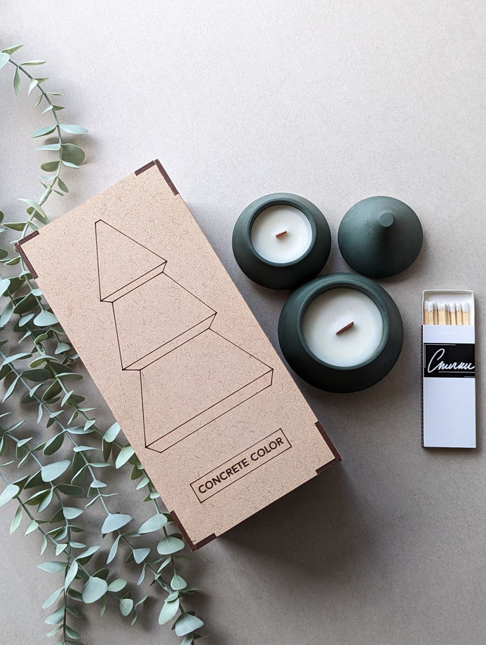 Набор новогодних ароматических свечей из соевого воска в форме елки ALVA в дизайнерской упаковке  (зеленый)