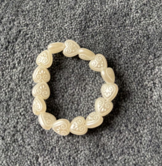 Браслет в форме сердечек из коллекции "Dream Pearls" Ani.g.bracelets