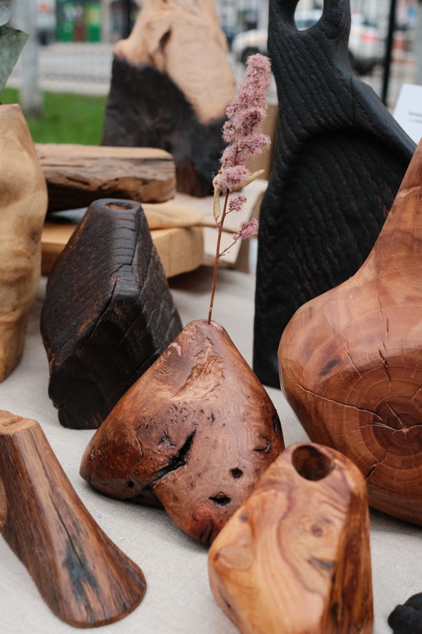 Интерьерная ваза для сухоцветов