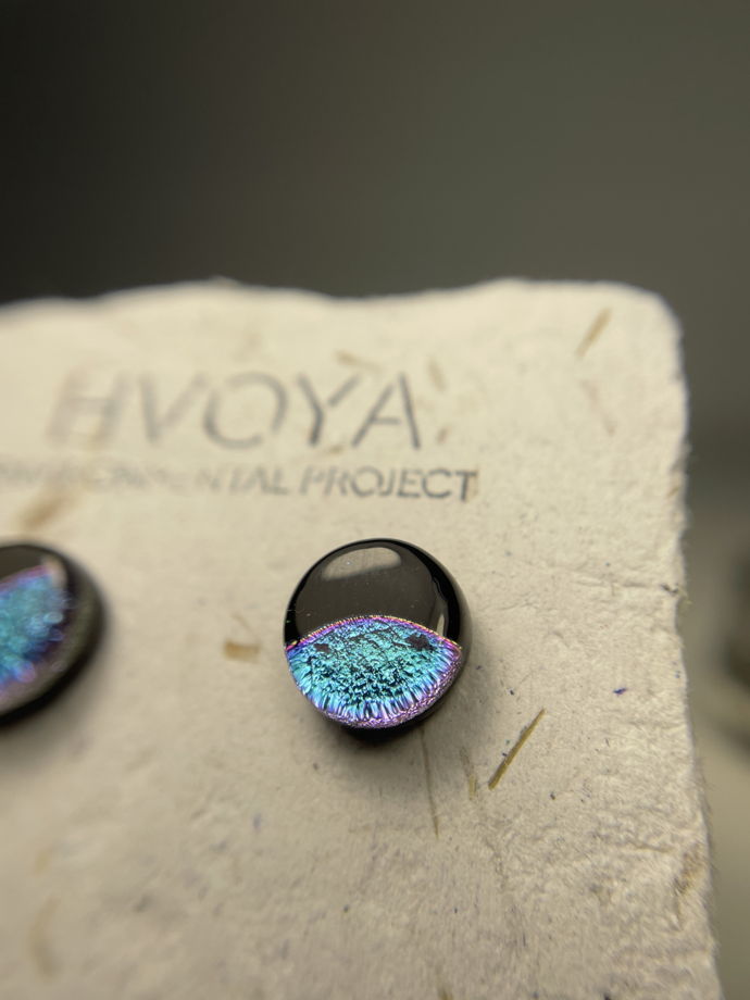 Серьги HVOYA из стекла