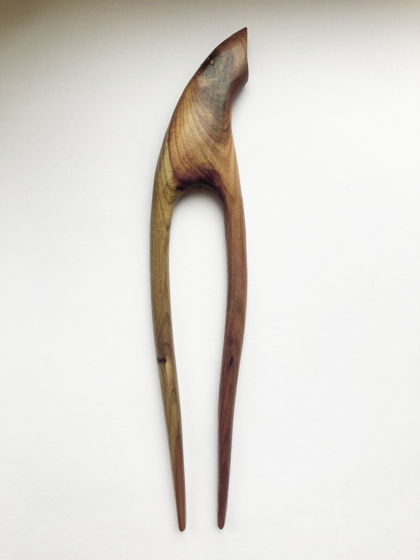 Шпилька для волос из мореного дуба "Веточка дуба"