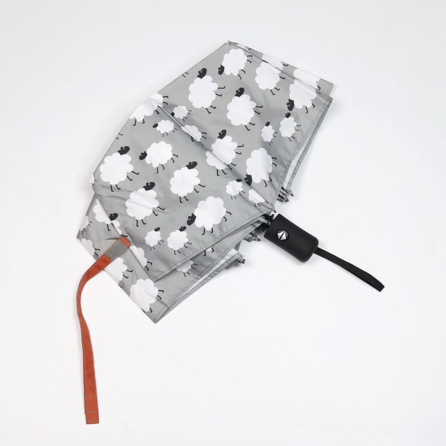 Серый зонтик с овечками