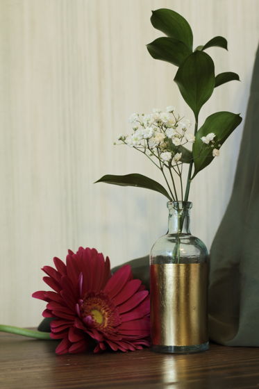 Золоченая ваза из старинной бутылочки "Аптека" | Bloom 110