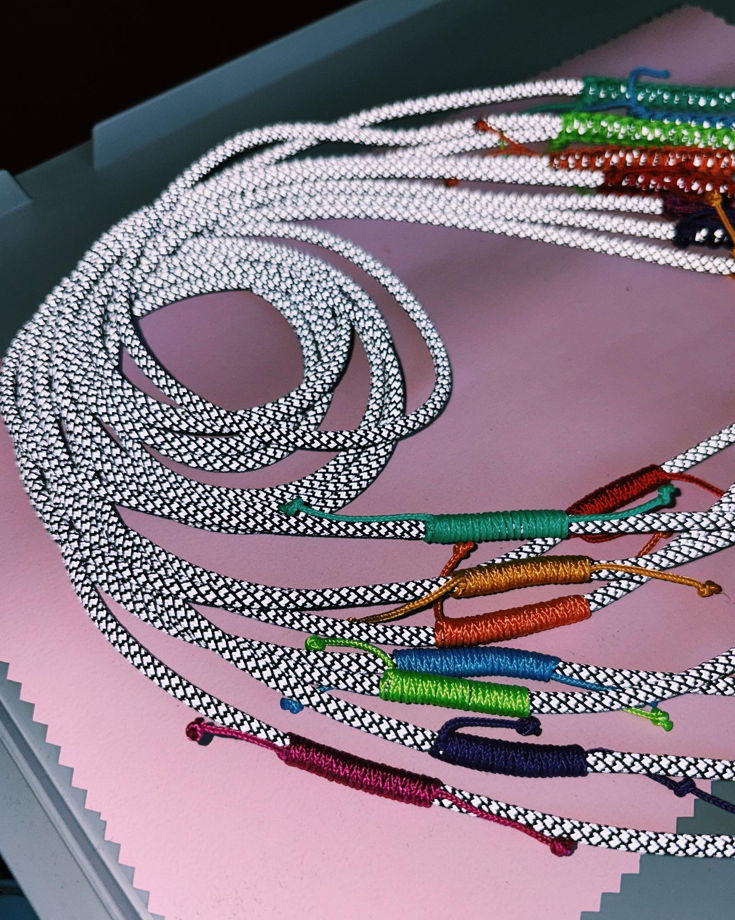 ШНУРОК ДЛЯ ОЧКОВ KNOTTY WORKSHOP CRIMSON