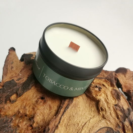 Ароматическая свеча "Табак & Мята" из кокосового воска с деревянным фитилем