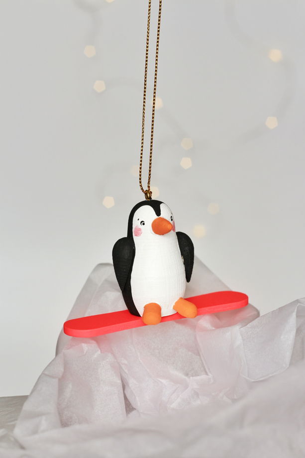 Декоративная игрушка "Пингвин - сноубордист"